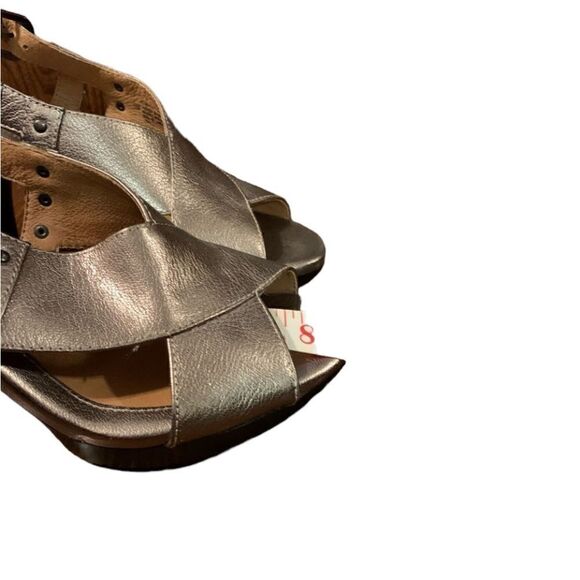 Söfft metallic gold heels - Picture 5 of 7